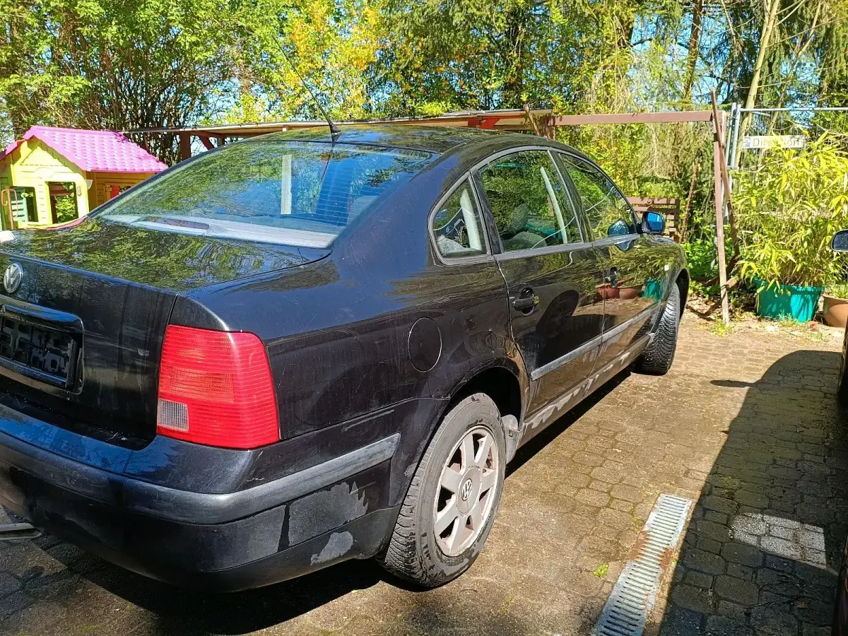 Gebraucht VW Passat 90 PS (66 kW) 2000 Limousine