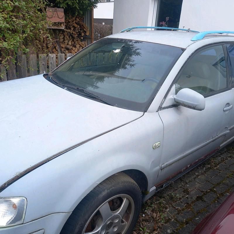 Gebraucht VW Passat 110 PS (80 kW) 1997 Grau Kombi