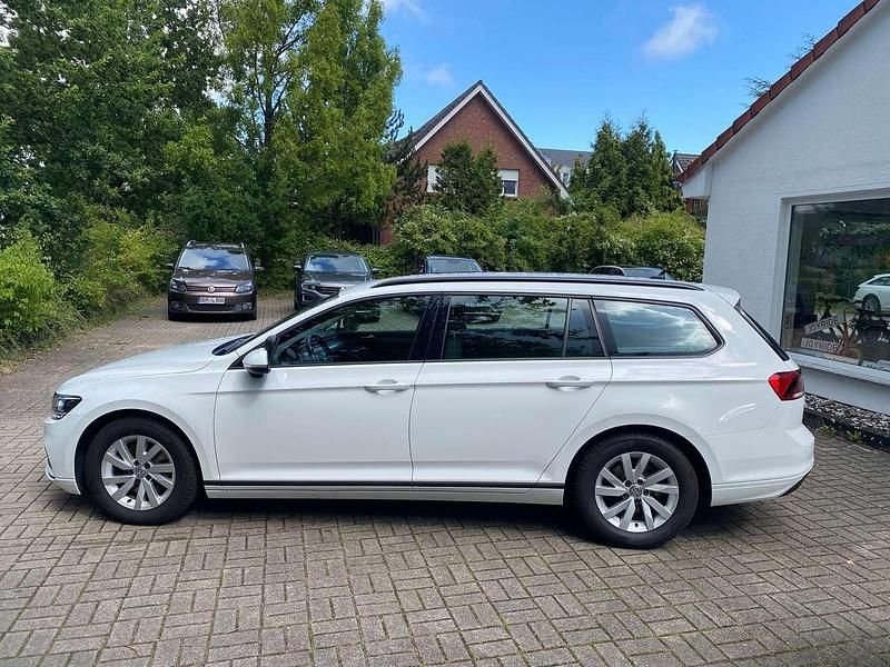 Używany VW Passat 150 KM (110 kW) 2020 Biały Kombi