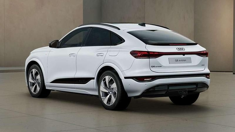 Neu Audi e-tron S-Line 314 kW (428 PS) 2026 Gletscherweiß metallic SUV