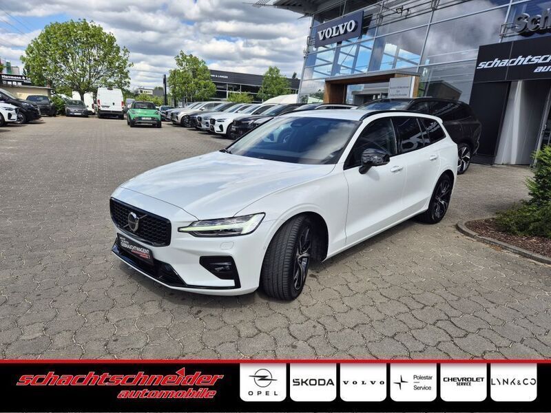 Crystal weißperleffekt Gebraucht 2024 Volvo V60 Plus Kombi | 43.990 € (Teuer) - Bild 1/4