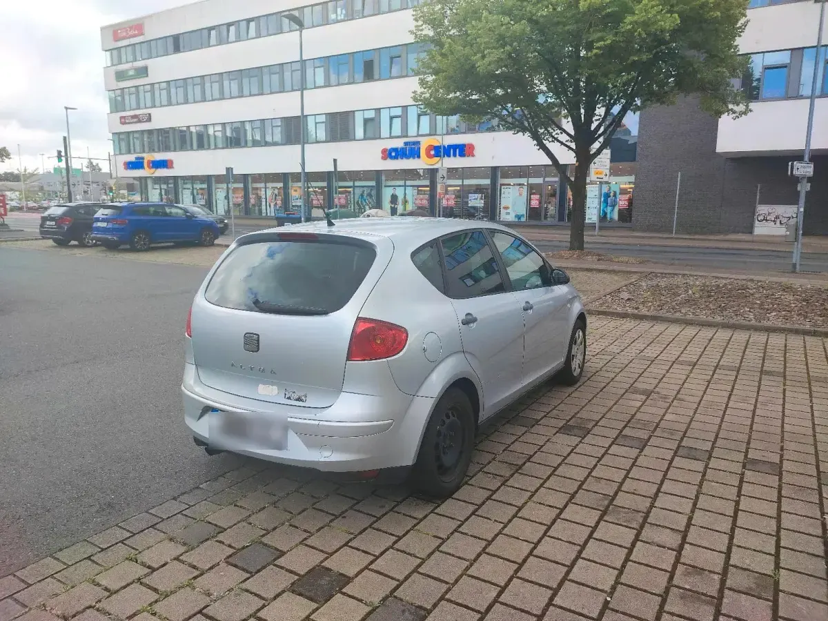Gebraucht Seat Altea 102 PS (75 kW) 2005 Silber Van / Kleinbus