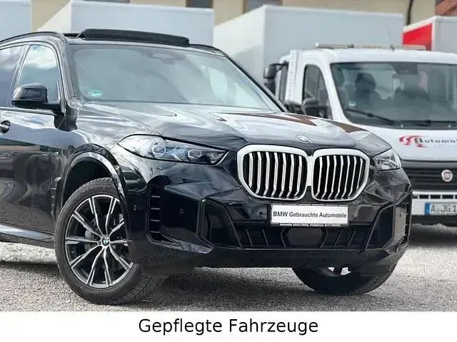 Gebraucht BMW X5 M Sport 352 PS (258 kW) 2025 Schwarz SUV