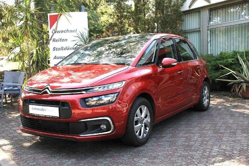 Lackierung rot rubi/typ aussen Gebraucht 2017 Citroën C4 Picasso SELECTION Van / Kleinbus | 11.950 € (Fairer Preis) - Bild 1/4