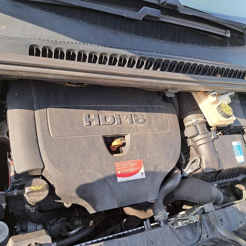 Gebraucht Peugeot 3008 150 PS (110 kW) 2011 Braun Kombi