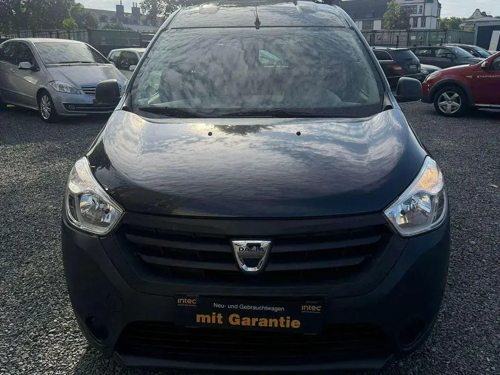 Gebraucht Dacia Dokker Ambiance 83 PS (61 kW) 2015 Grau "comete" Van / Kleinbus