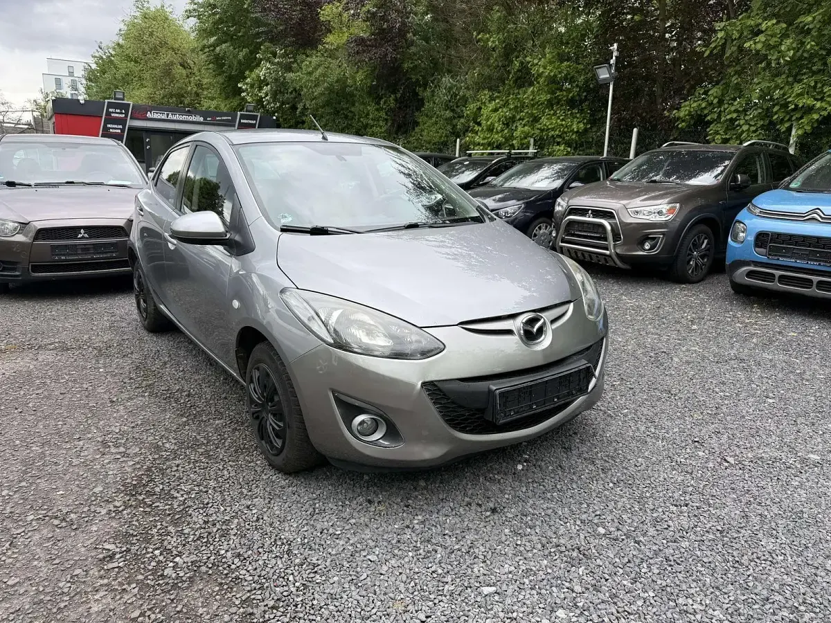 Usata Mazda 2 Sendo 84 CV (61 kW) 2014 Grigio Utilitaria