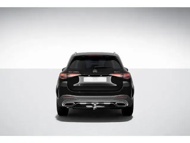 Gebraucht Mercedes GLC220 AMG line 197 PS (144 kW) 2026 SUV