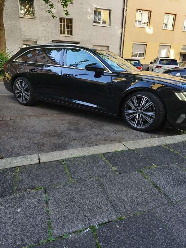 Gebraucht 2011 Audi A6 Black Edition Kombi | 22.500 € - Bild 1/4