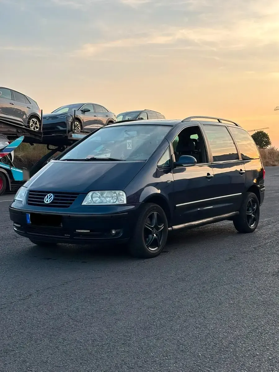 Gebraucht VW Sharan 131 PS (96 kW) 2005 Blau Van / Kleinbus