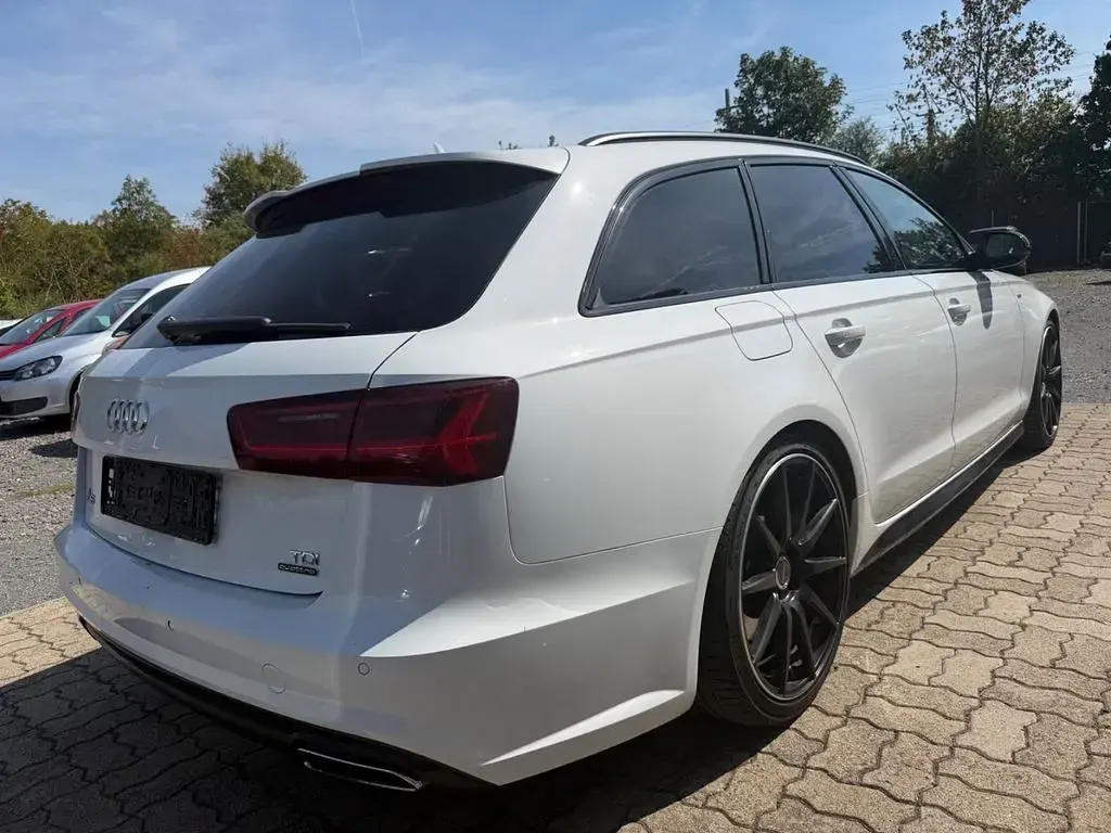 Gebraucht Audi A6 Ambiente 272 PS (200 kW) 2017 Weiß Kombi