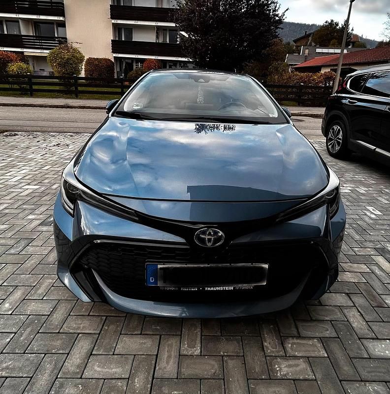 Gebraucht Toyota Corolla Team 122 PS (89 kW) 2020 Blau Kleinwagen