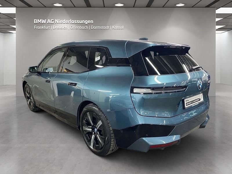 Gebraucht BMW iX Sport Line 239 kW (326 PS) 2022 Blau SUV