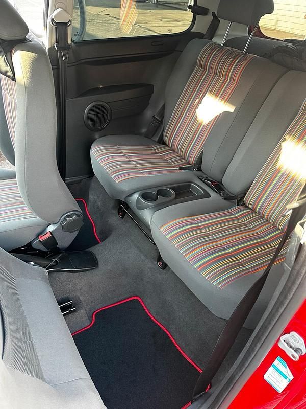 Usata VW Fox 55 CV (40 kW) 2010 Rosso Utilitaria