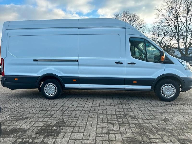 Gebraucht Ford Transit 155 PS (114 kW) 2014 Weiß Van / Kleinbus