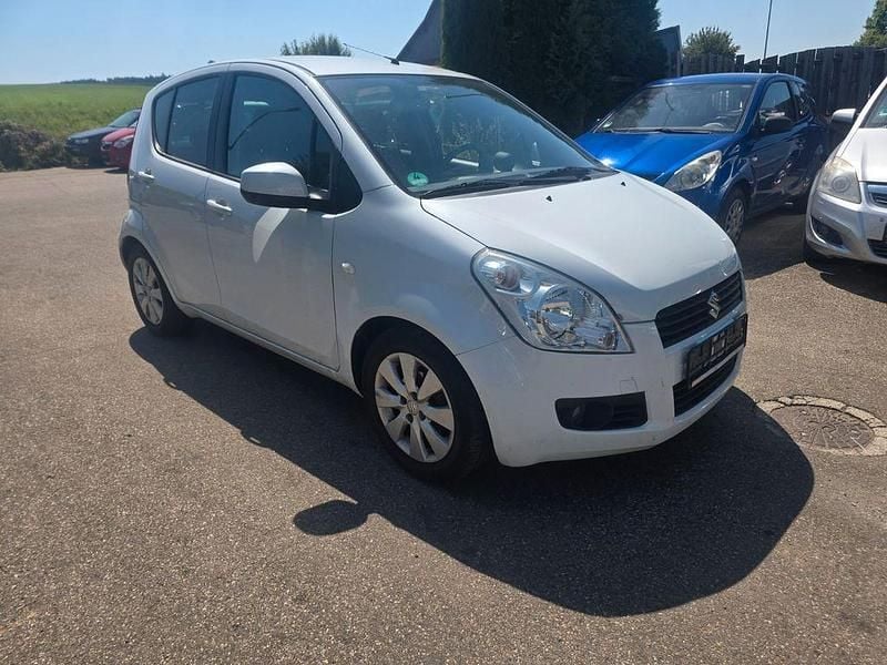 Weiß Gebraucht 2010 Suzuki Splash Comfort Kleinwagen | 2.600 € (Superpreis) - Bild 1/4