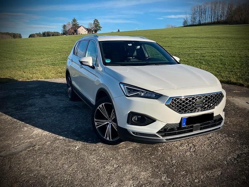 Weiß Gebraucht 2020 Seat Tarraco XCELLENCE SUV | 27.450 € (Superpreis) - Bild 1/4