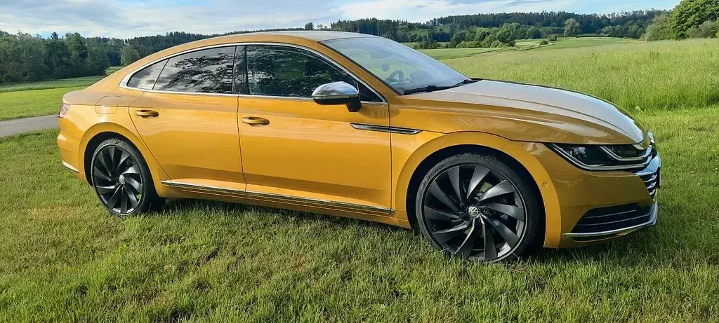 Gebraucht VW Arteon 239 PS (175 kW) 2017 Gelb Kleinwagen