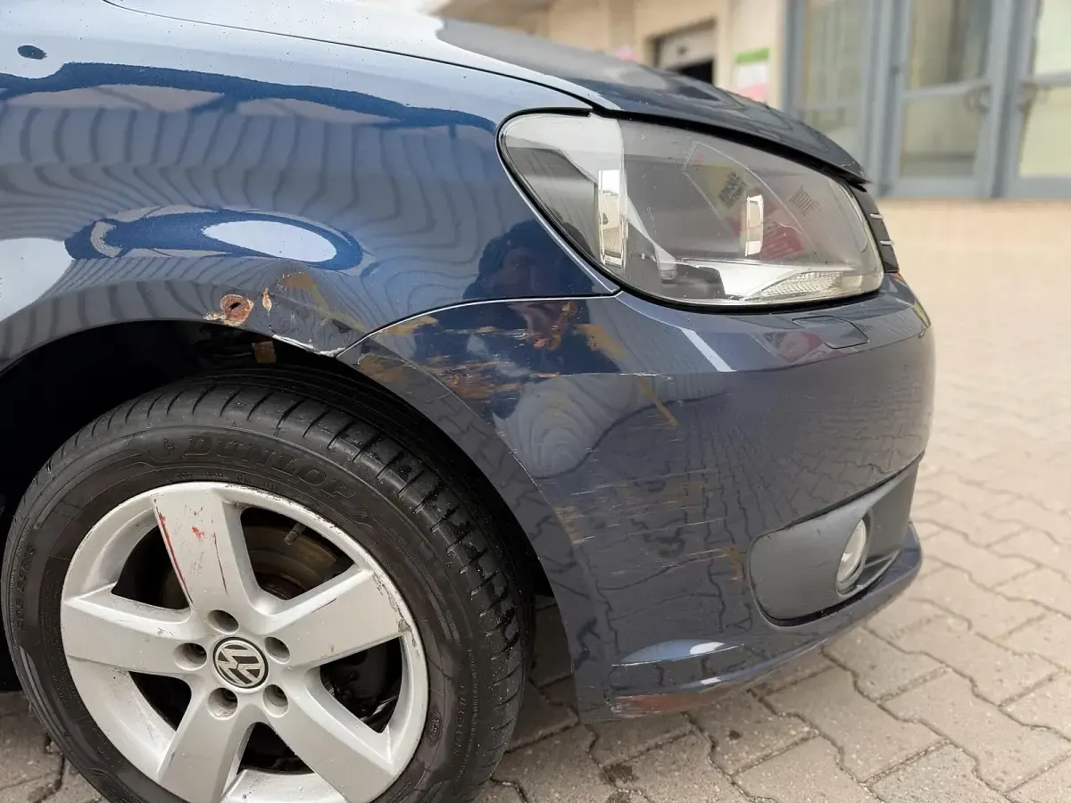 Używany VW Touran 105 KM (77 kW) 2011 Niebieski Minivan