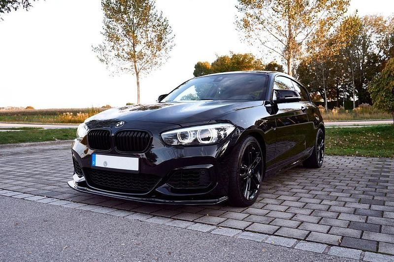 Schwarz Gebraucht 2019 BMW M140 M Sport Limousine | 36.600 € (Fairer Preis) - Bild 1/4