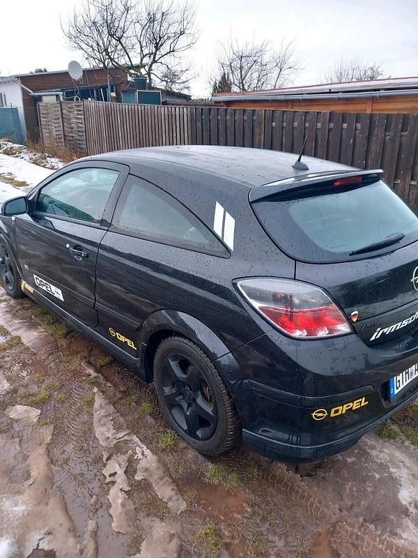 Gebraucht Opel Astra GTC 116 PS (85 kW) 2008 Schwarz Coupé
