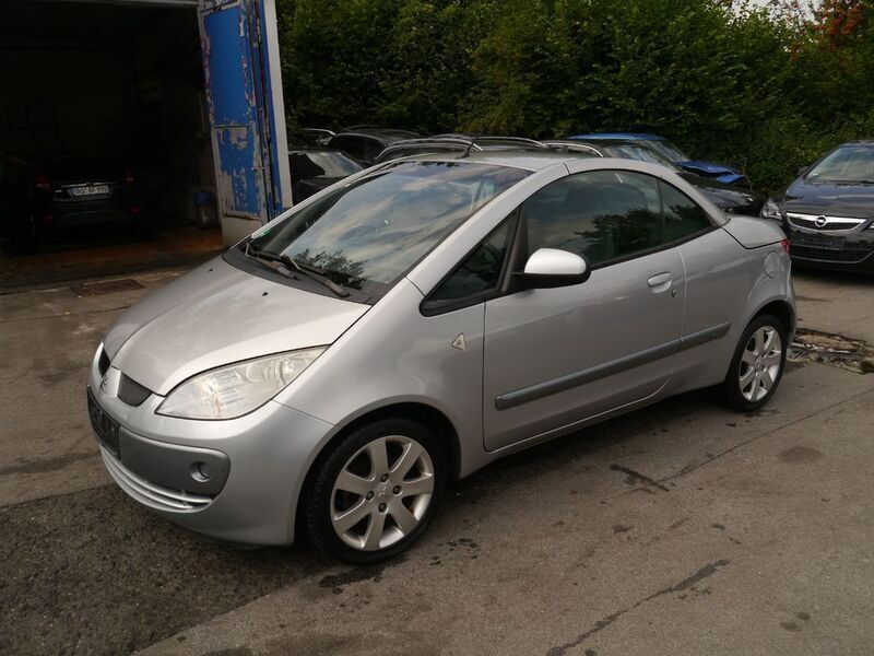Gebraucht Mitsubishi Colt Invite 109 PS (80 kW) 2006 Urban silver Cabrio