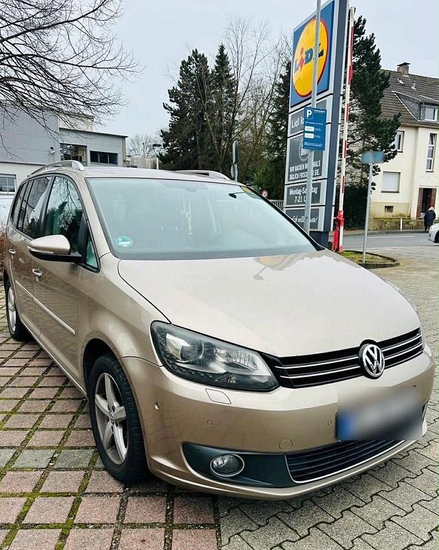 Gebraucht VW Touran 170 PS (125 kW) 2011 Beige Van / Kleinbus