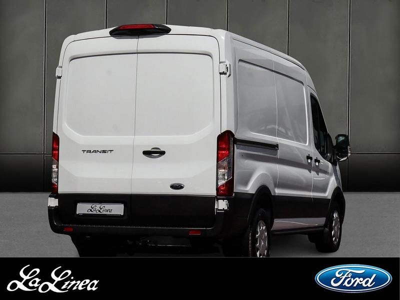 Gebraucht Ford Transit Trend 131 PS (96 kW) 2024 Weiss Van