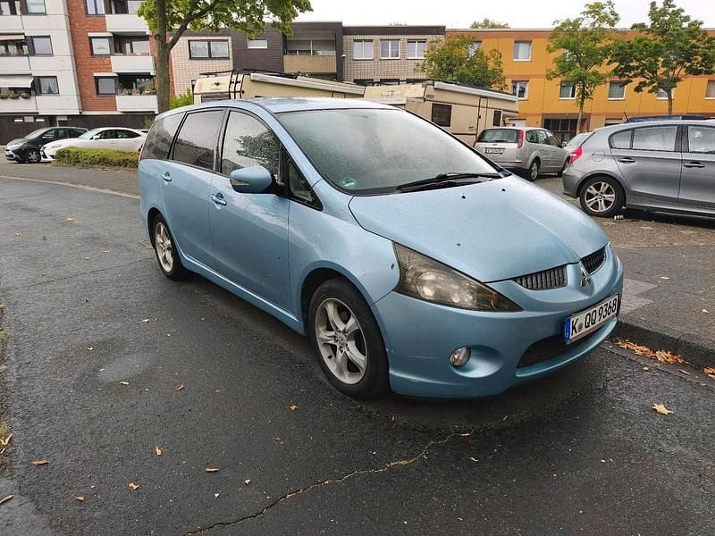 Blau Gebraucht 2005 Mitsubishi Grandis Van / Kleinbus | 1.800 € (Guter Preis) - Bild 1/4
