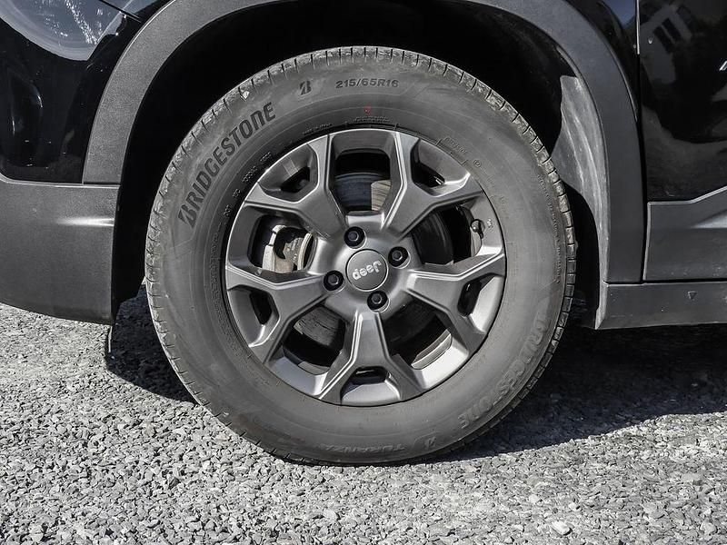 Gebraucht Jeep Avenger EV Longitude 114 kW (155 PS) 2024 Schwarz SUV