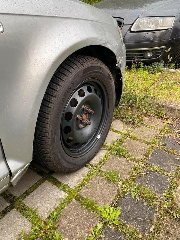 Usata Audi A3 102 CV (75 kW) 2003 Argento Utilitaria