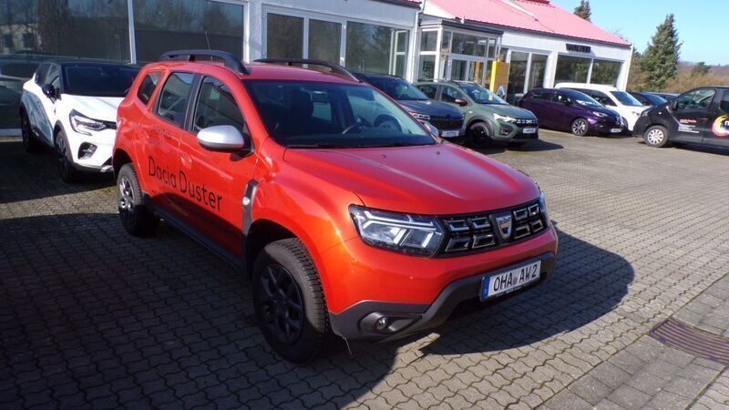 Orange arizona (metallic) Gebraucht 2022 Dacia Duster Expression SUV | 17.950 € (Guter Preis) - Bild 1/4