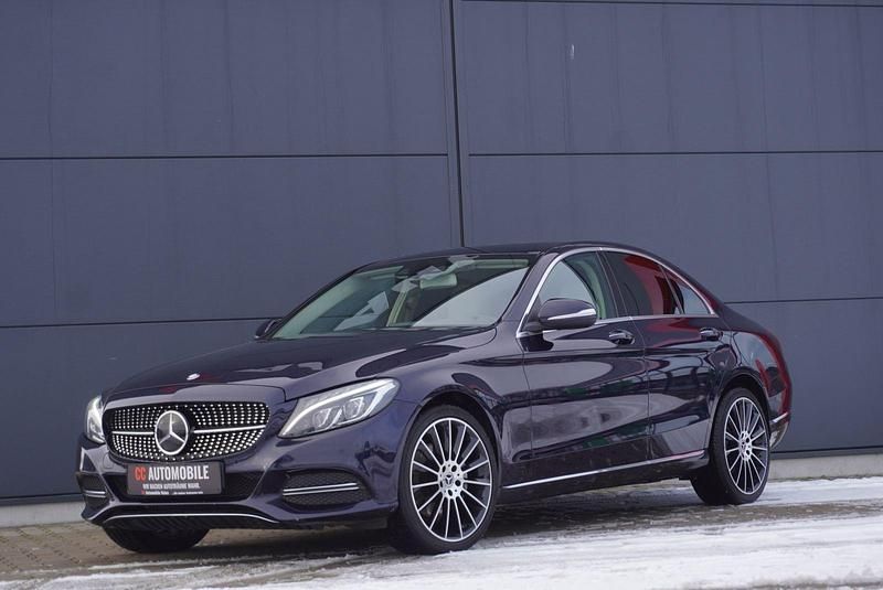 Gebraucht Mercedes C250 Exclusive 211 PS (155 kW) 2015 Blau Limousine
