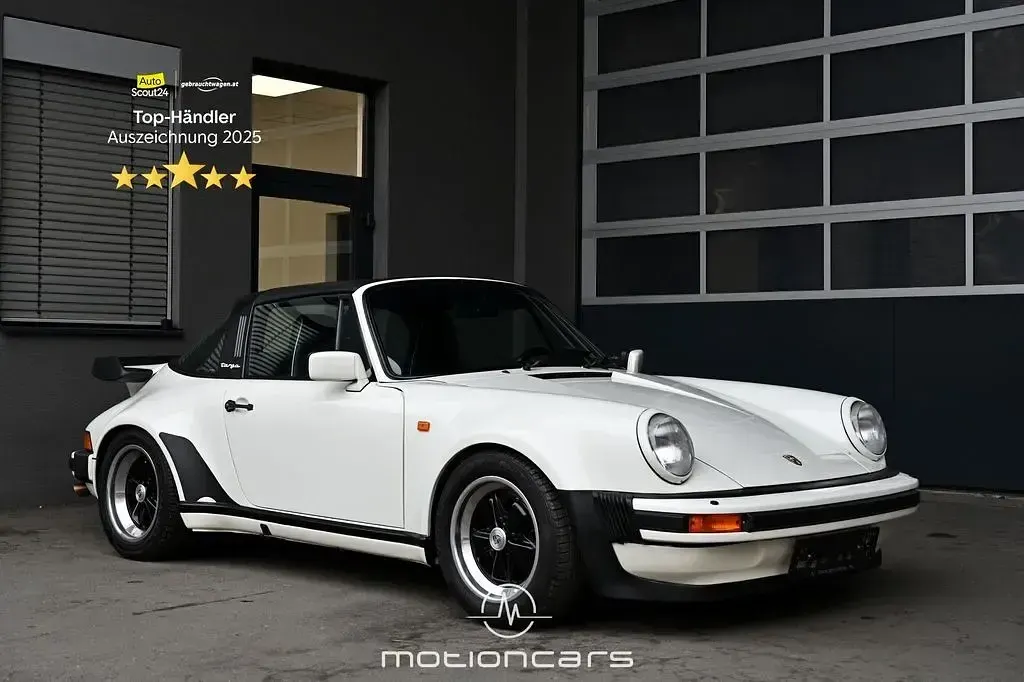 Second-hand Porsche 911 330 CP (242 kW) 1983 Alb Cabrio