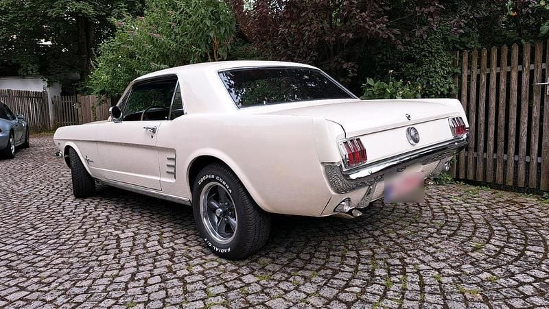 Gebraucht Ford Mustang 200 PS (147 kW) 1966 Weiß Coupé