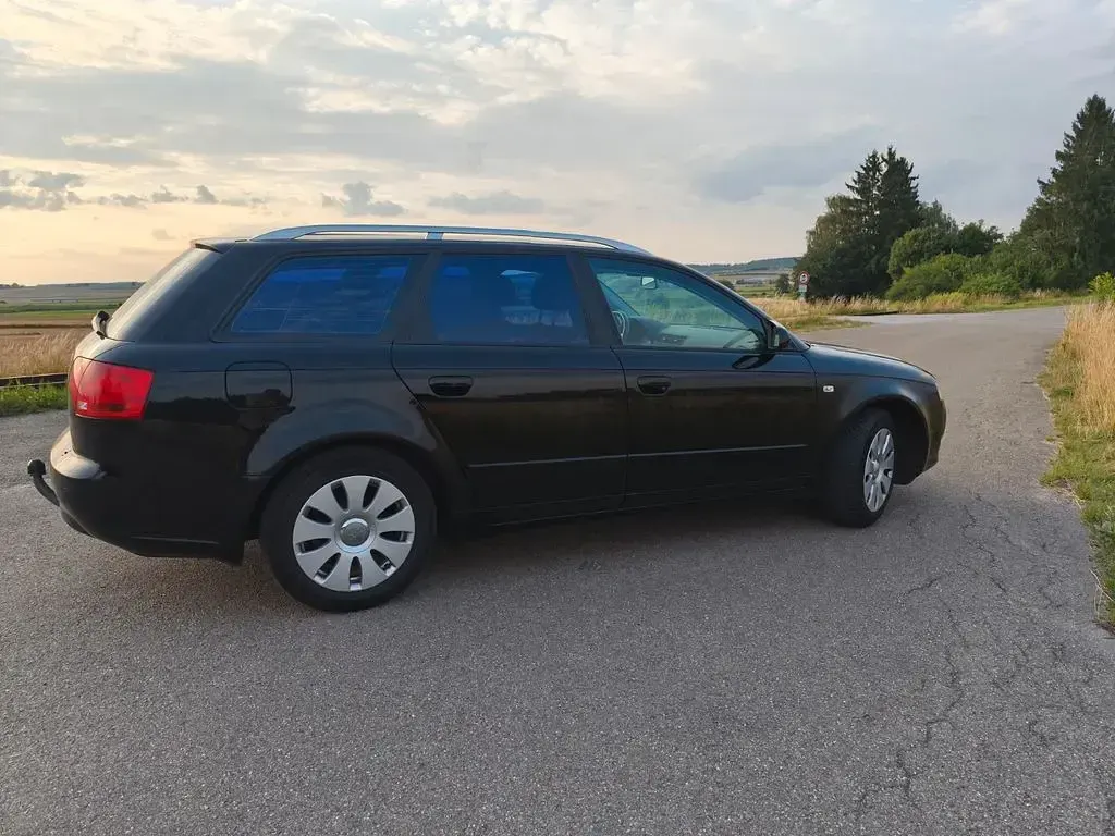 Gebraucht Audi A4 116 PS (85 kW) 2008 Schwarz Kombi