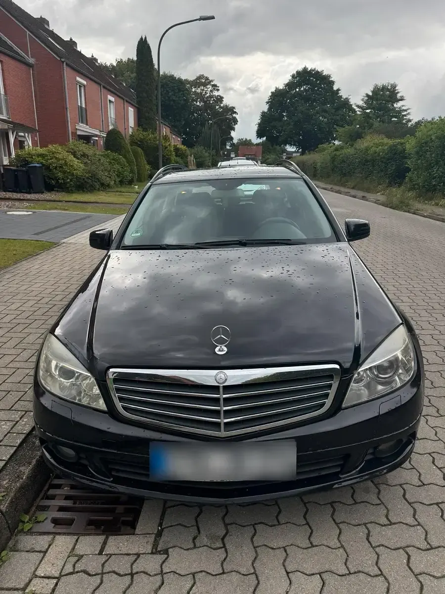 Gebraucht Mercedes C200 136 PS (100 kW) 2010 Schwarz Kombi