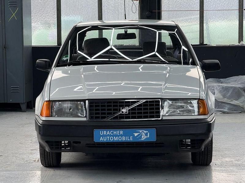Gebraucht Volvo 440 109 PS (80 kW) 1991 Kleinwagen