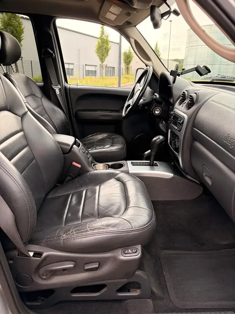 Gebraucht Jeep Cherokee 2003 Silber SUV