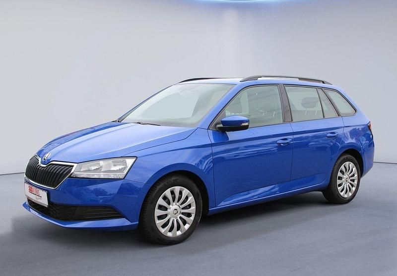 Blau Gebraucht 2022 Skoda Fabia Ambition Kombi | 12.490 € (Guter Preis) - Bild 1/4
