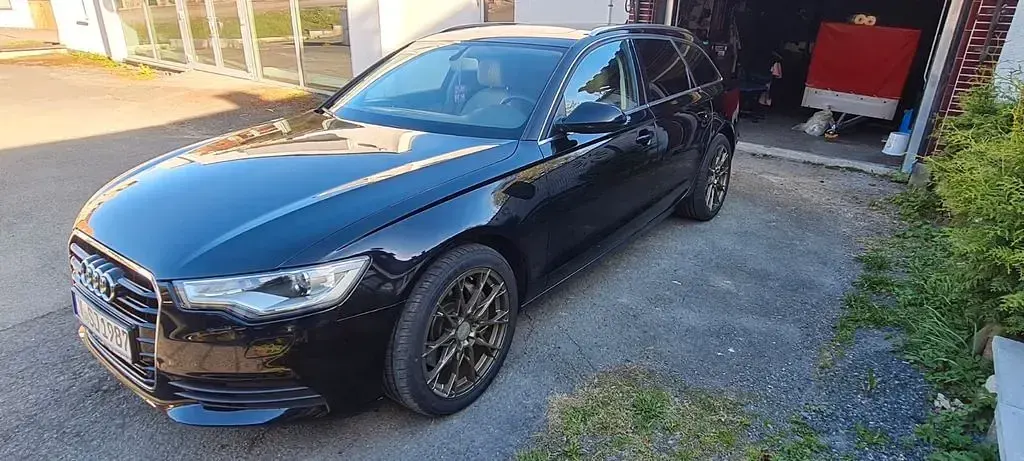 Gebraucht Audi A6 Ambiente 349 PS (256 kW) 2012 Schwarz Kombi