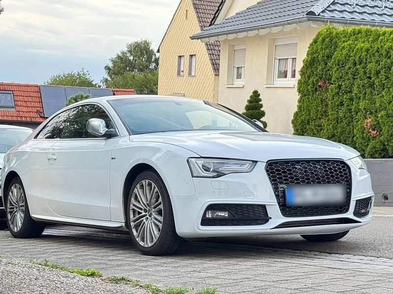 Gebraucht Audi A5 S-Line 245 PS (180 kW) 2014 Weiß Coupé