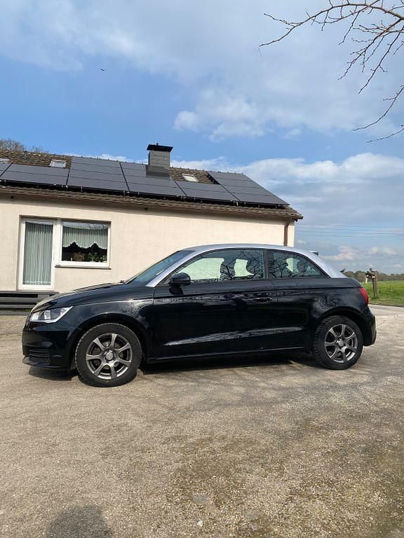 Gebraucht Audi A1 Design 95 PS (69 kW) 2016 Schwarz Kleinwagen