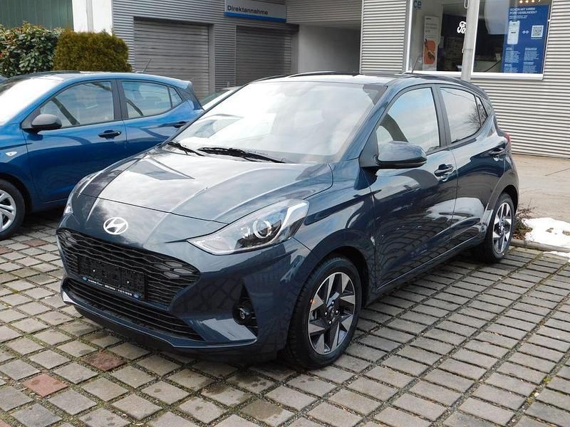 Neu Hyundai i10 63 PS (46 kW) 2026 Grau Kleinwagen