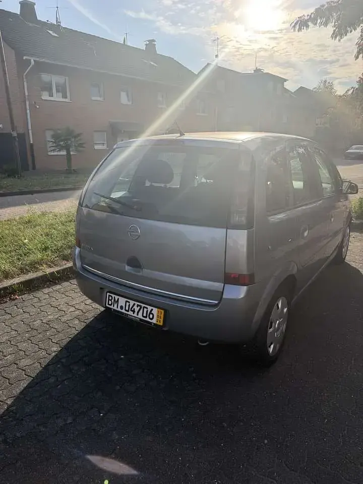 Gebraucht Opel Meriva Edition 90 PS (66 kW) 2007 Grau Van / Kleinbus
