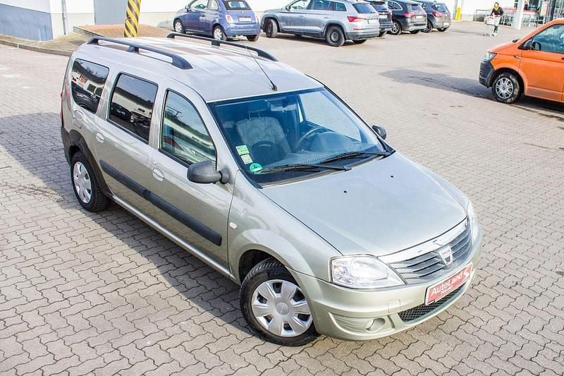 Gebraucht Dacia Logan MCV Ambiance 86 PS (63 kW) 2010 Grau Kombi