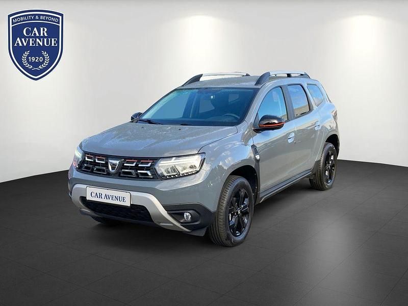 Grau (schiefergrau (grau)) Gebraucht 2022 Dacia Duster Extreme SUV | 21.975 € (Fairer Preis) - Bild 1/4