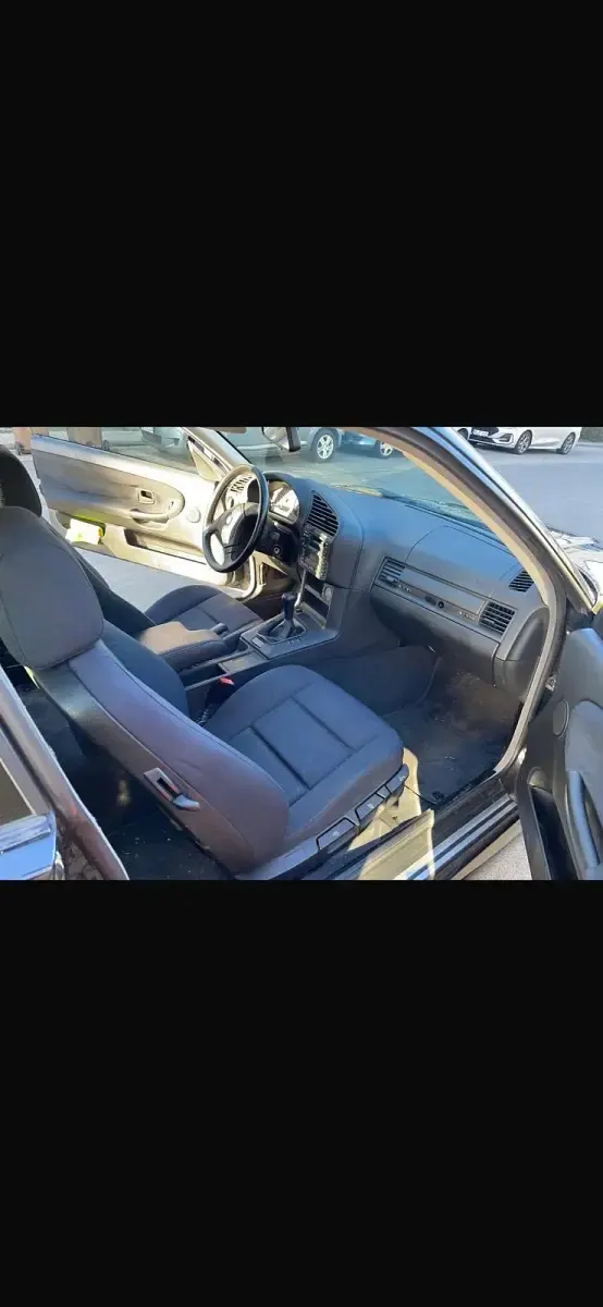 Gebraucht BMW 316 Basis 102 PS (75 kW) 1996 Andere farben Coupé