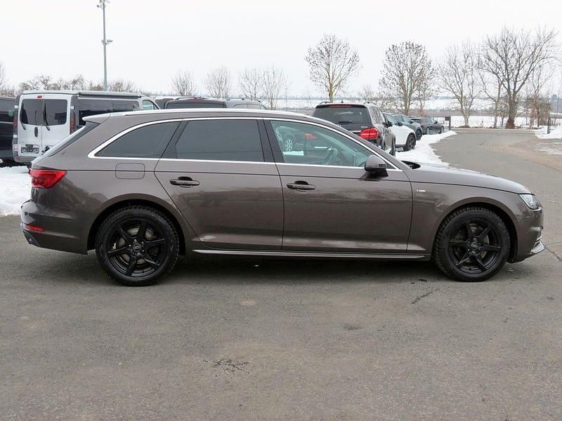 Gebraucht Audi A4 Design 190 PS (139 kW) 2016 Braun Kombi