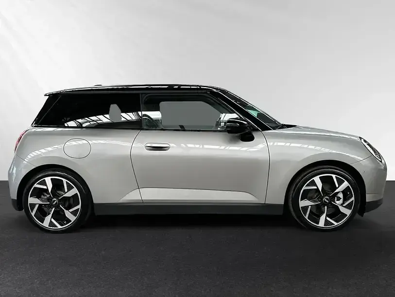 Gebraucht Mini Cooper SE 160 kW (218 PS) 2025 Melting silver iii Kleinwagen